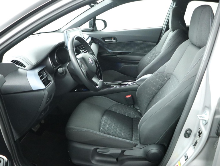 Toyota C-HR - 1.8 Hybrid Dynamic 17