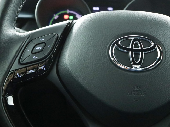 Toyota C-HR - 1.8 Hybrid Dynamic