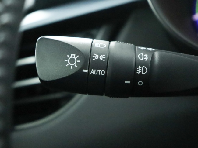 Toyota C-HR - 1.8 Hybrid Dynamic