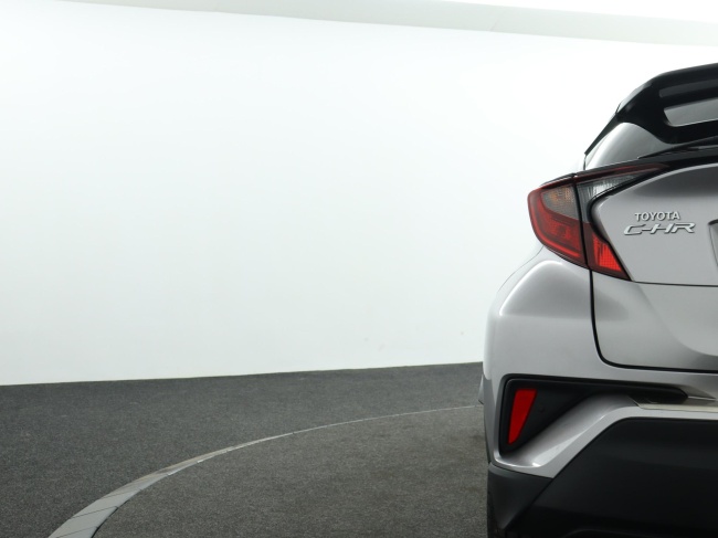 Toyota C-HR - 1.8 Hybrid Dynamic