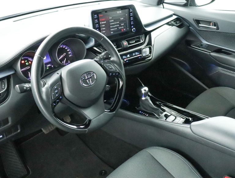 Toyota C-HR - 1.8 Hybrid Dynamic 61