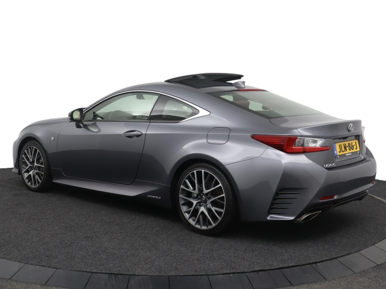 Lexus RC - 300h F Sport Line 12