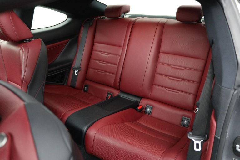 Lexus RC - 300h F Sport Line 18