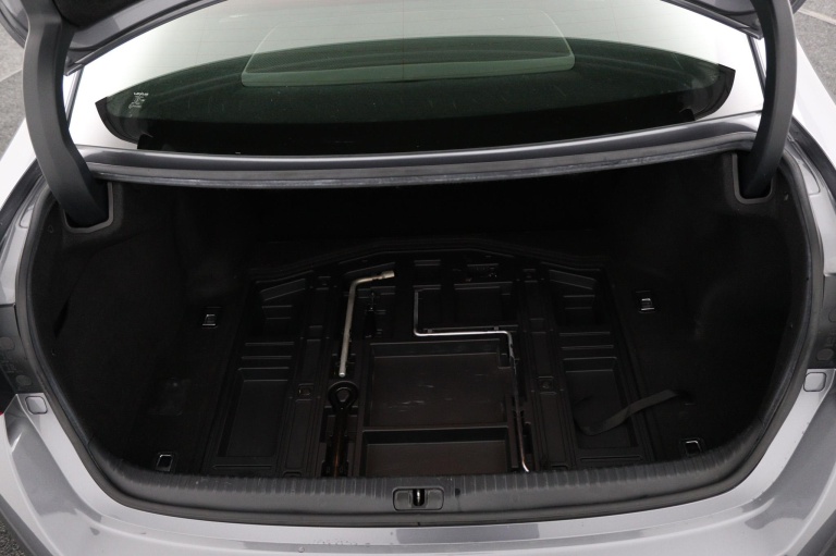 Lexus RC - 300h F Sport Line 23