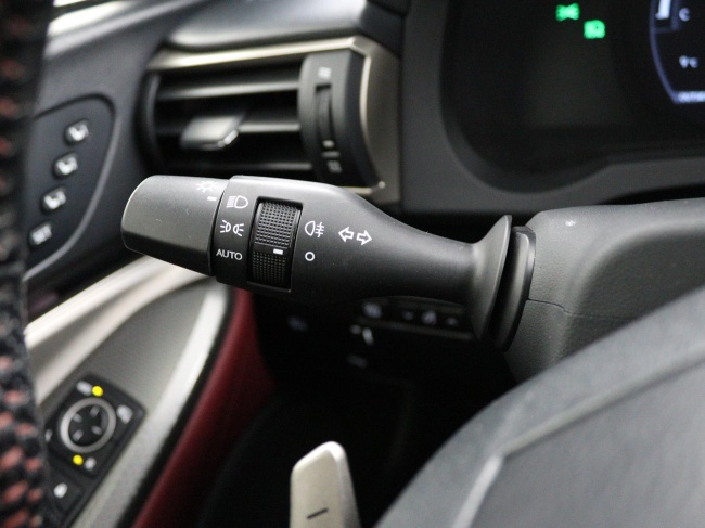 Lexus RC - 300h F Sport Line