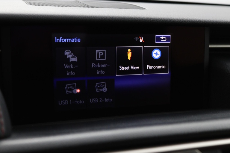 Lexus RC - 300h F Sport Line 47