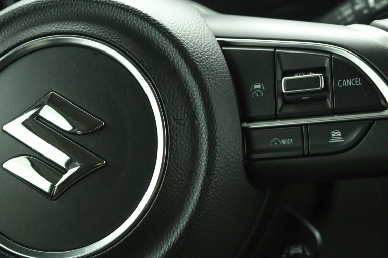 Suzuki Swift - 1.2 Select Smart Hybrid 21