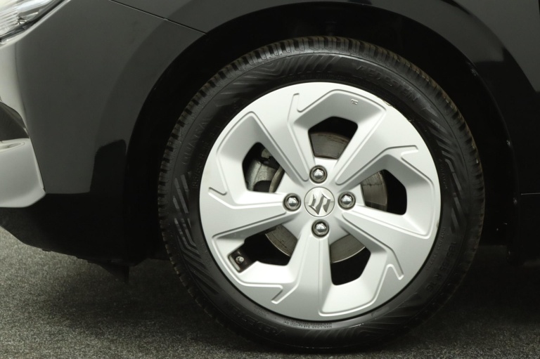 Suzuki Swift - 1.2 Select Smart Hybrid 38