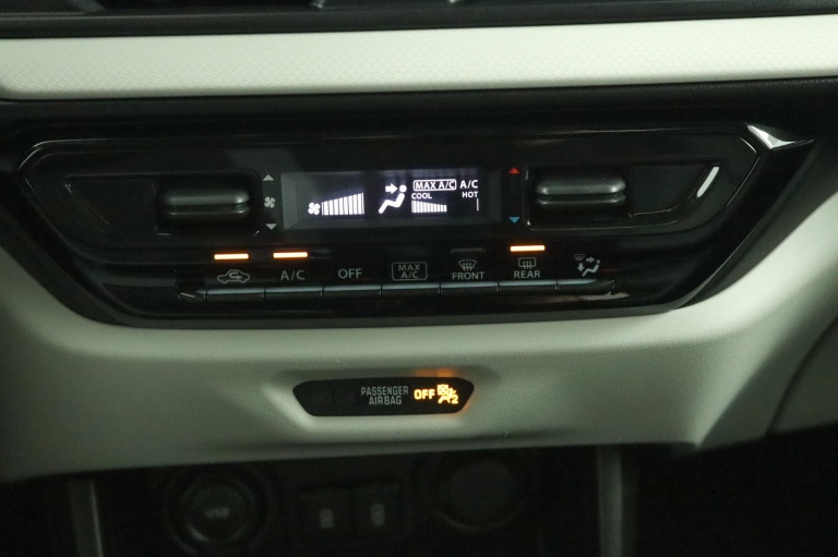 Suzuki Swift - 1.2 Select Smart Hybrid 7