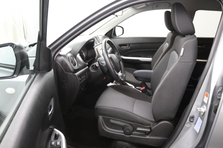 Suzuki Vitara - 1.6 Business Edition Automaat 9