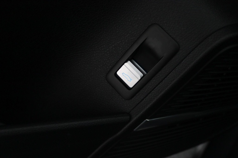 BYD TANG - Flagship 108.8 kWh 27