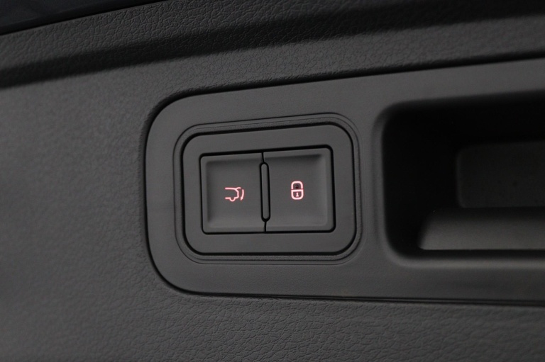 BYD TANG - Flagship 108.8 kWh 44