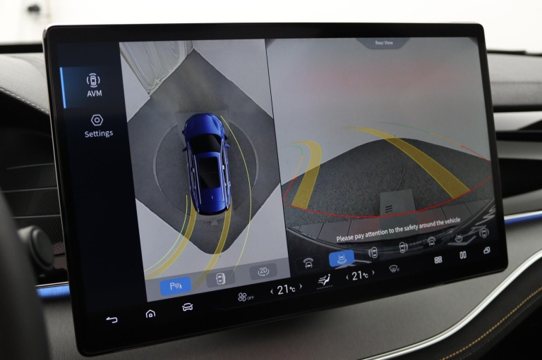 BYD TANG - Flagship 108.8 kWh 8