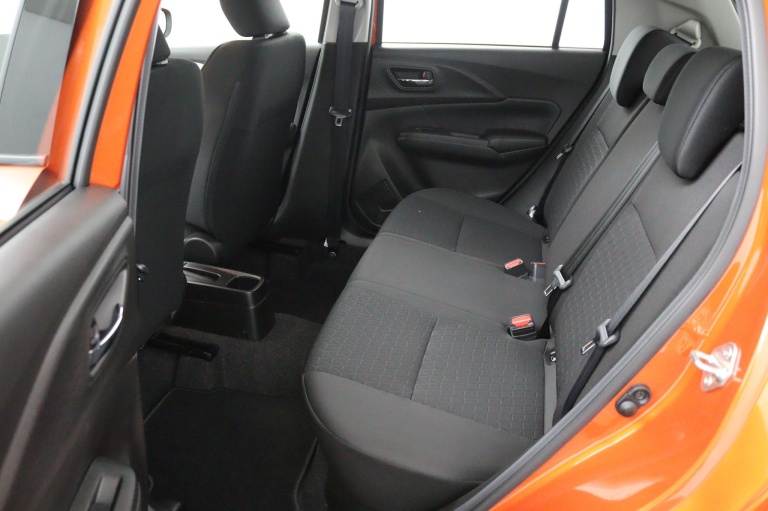 Suzuki Swift - 1.2 Comfort Smart Hybrid 12