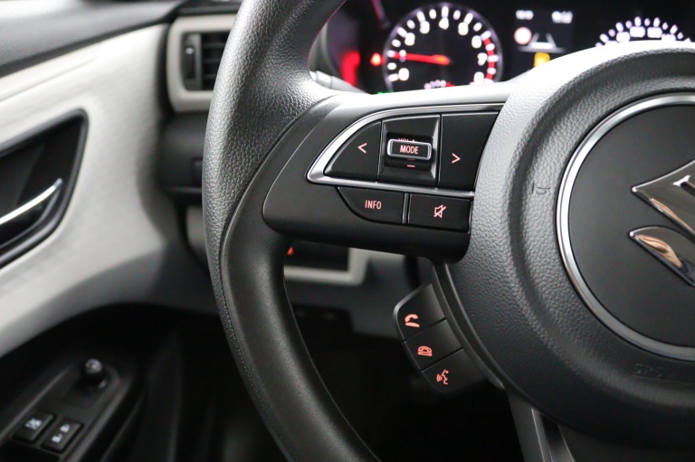 Suzuki Swift - 1.2 Comfort Smart Hybrid 20