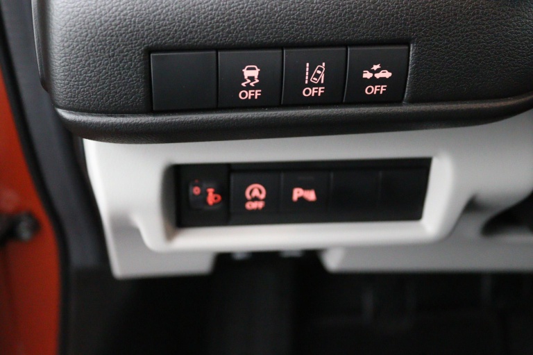 Suzuki Swift - 1.2 Comfort Smart Hybrid 30