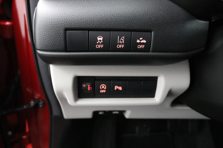 Suzuki Swift - 1.2 Style Smart Hybrid 29