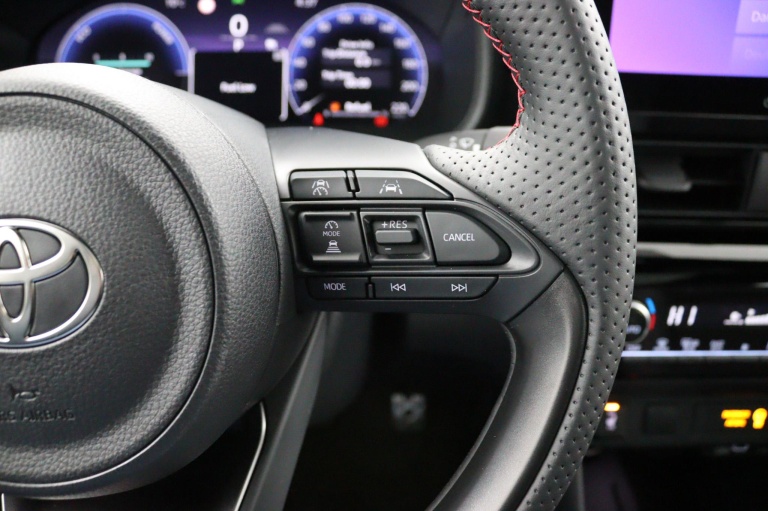 Toyota Yaris Cross - 1.5 Hybrid 130 GR Sport 20