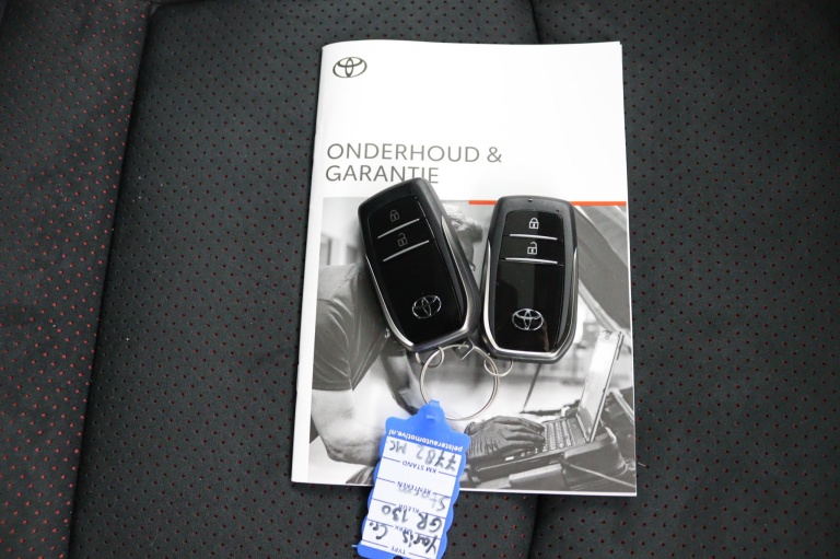 Toyota Yaris Cross - 1.5 Hybrid 130 GR Sport 28