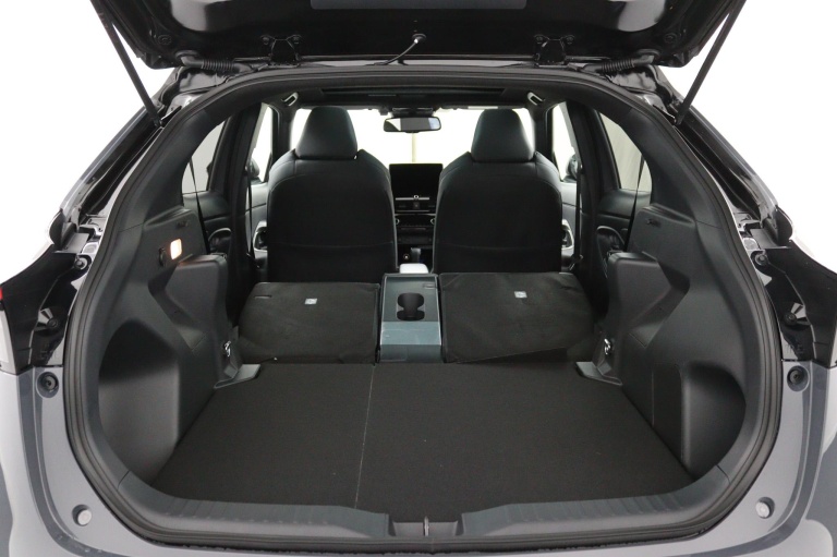 Toyota Yaris Cross - 1.5 Hybrid 130 GR Sport 31