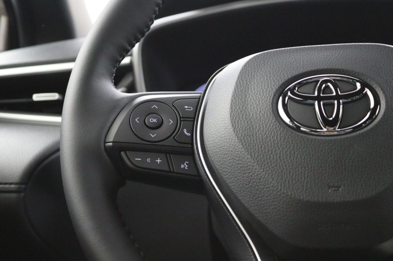 Toyota Corolla Cross - Hybrid 180 Dynamic 18