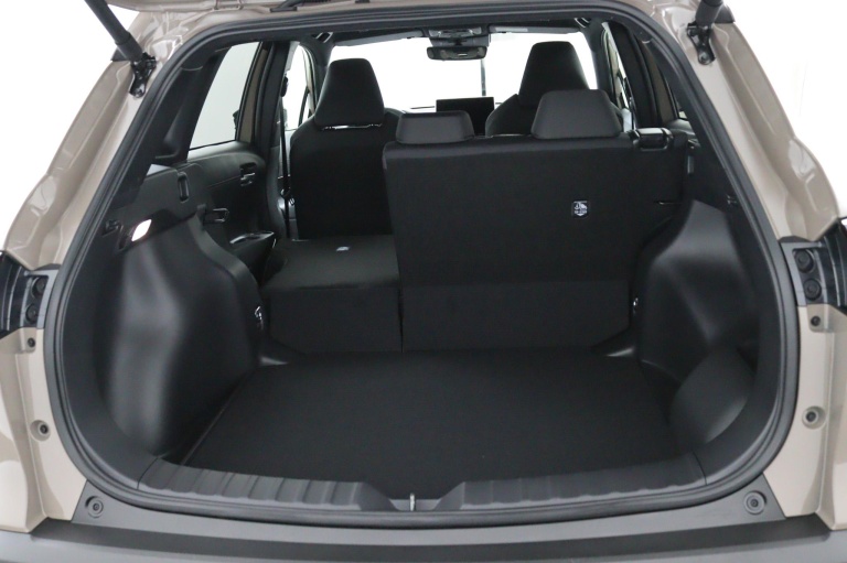 Toyota Corolla Cross - Hybrid 180 Dynamic 26