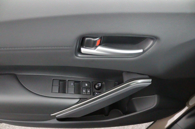 Toyota Corolla Cross - Hybrid 180 Dynamic 30