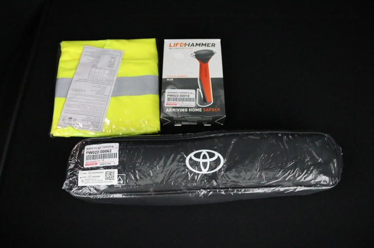 Toyota Corolla Cross - Hybrid 180 Dynamic 33