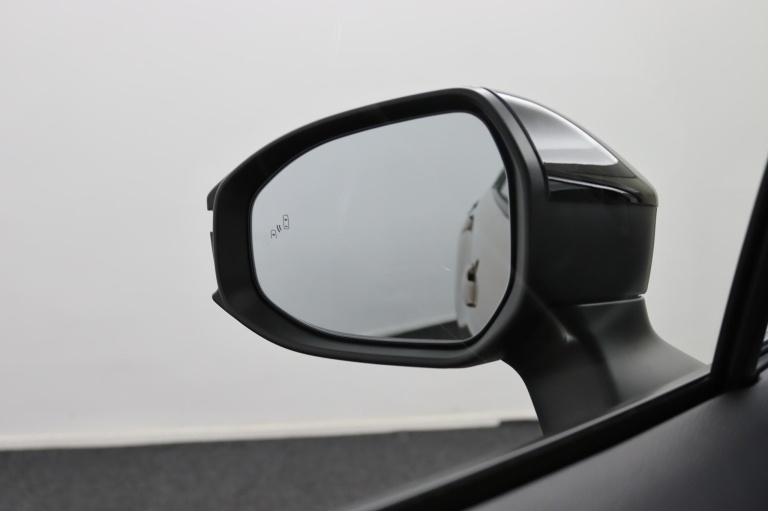 Toyota Corolla Cross - Hybrid 180 Dynamic 43