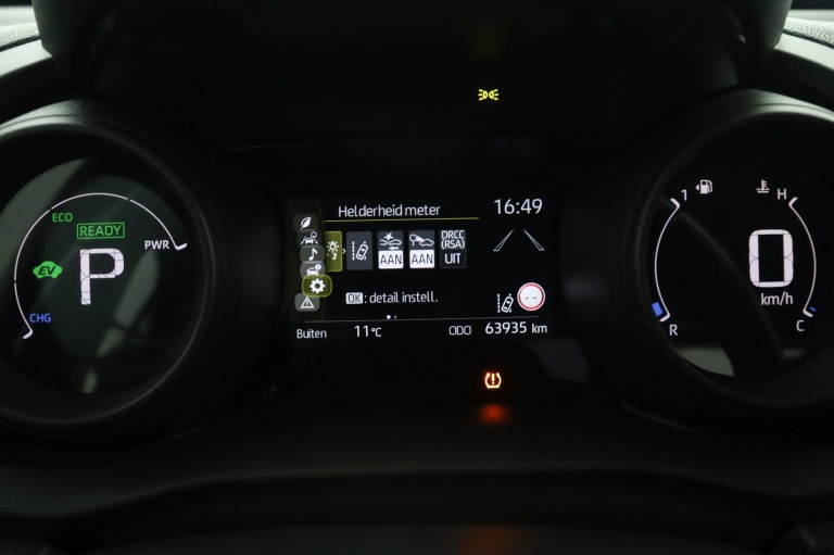 Toyota Yaris Cross - 1.5 Hybrid Comfort 48