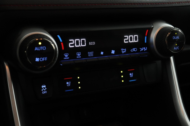 Toyota RAV4 - 2.5 Plug-in Hybrid AWD Limited Edition 12