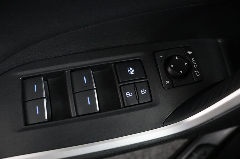 Toyota RAV4 - 2.5 Plug-in Hybrid AWD Limited Edition 30