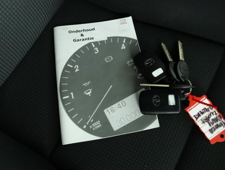 Toyota RAV4 - 2.5 Hybrid AWD Style 11