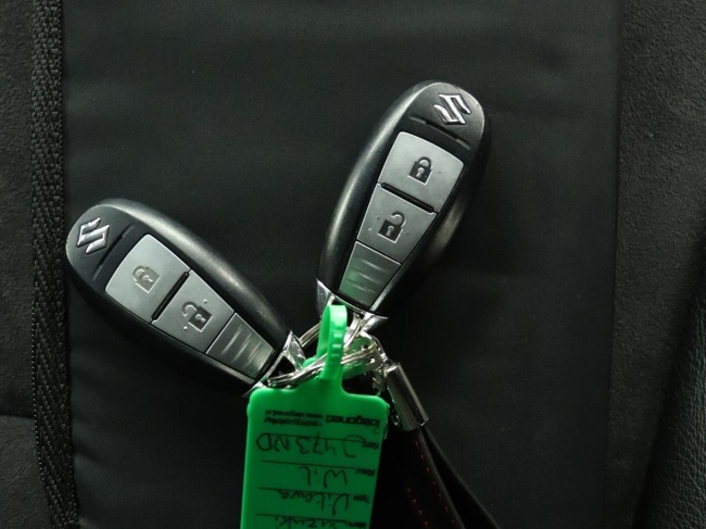 Suzuki Vitara - 1.6 High Executive