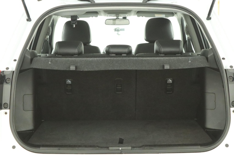 Suzuki Vitara - 1.6 High Executive 23