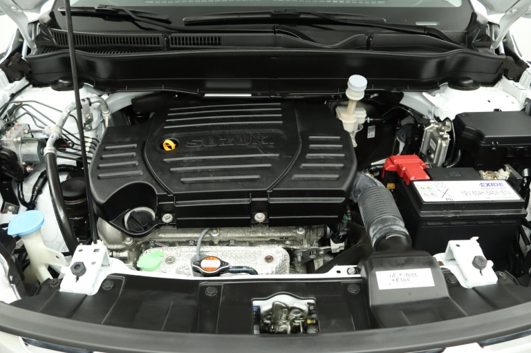 Suzuki Vitara - 1.6 High Executive 35