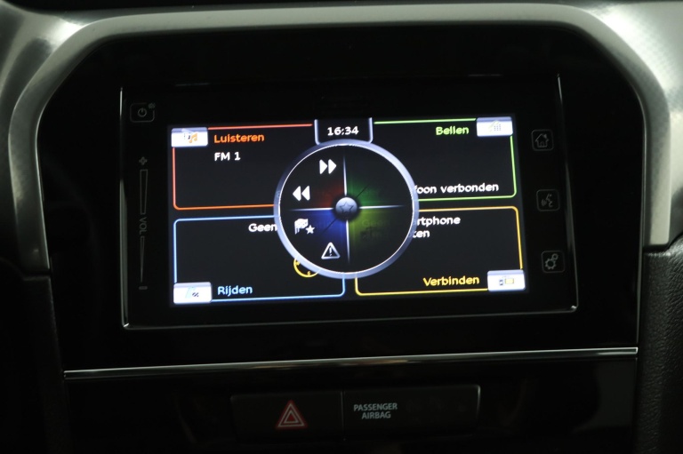 Suzuki Vitara - 1.6 High Executive 51