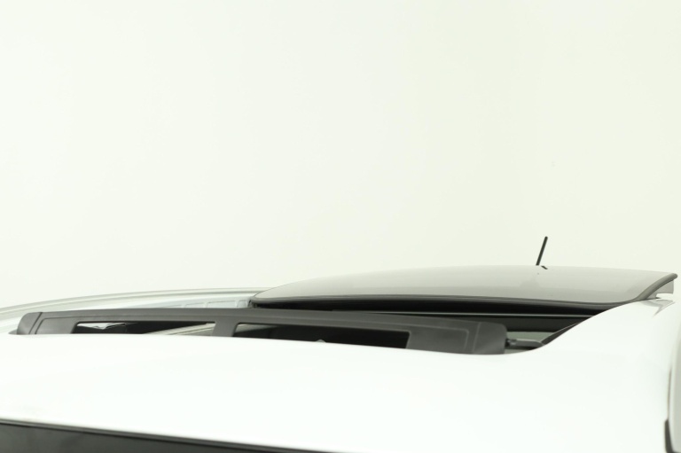 Suzuki Vitara - 1.6 High Executive 55