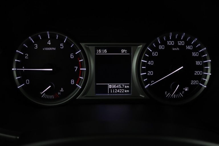 Suzuki Vitara - 1.6 High Executive 6