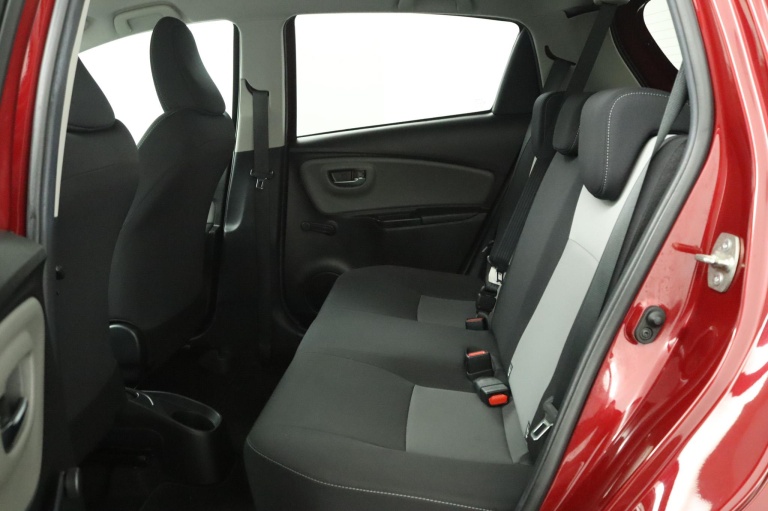 Toyota Yaris - 1.5 VVT-i Dynamic 18