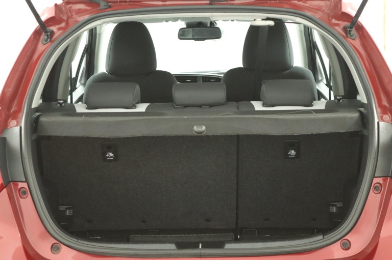 Toyota Yaris - 1.5 VVT-i Dynamic 23