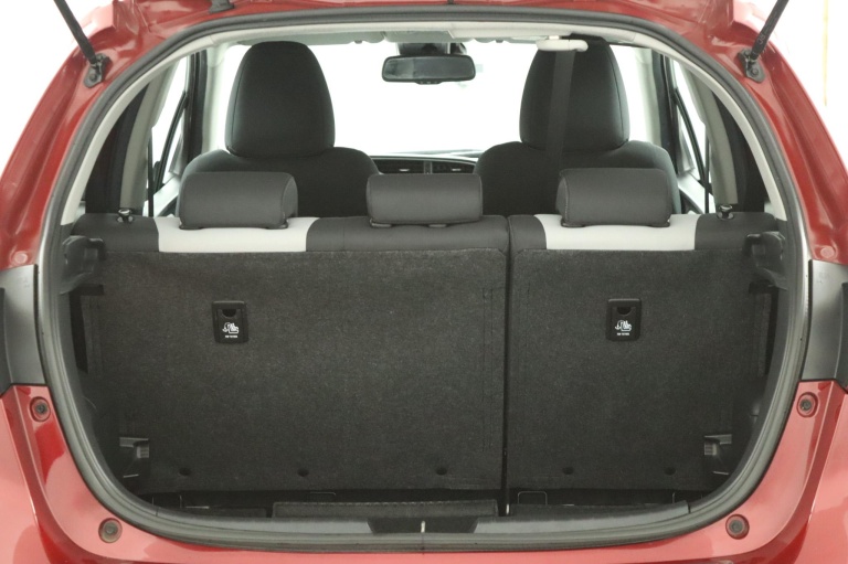 Toyota Yaris - 1.5 VVT-i Dynamic 24