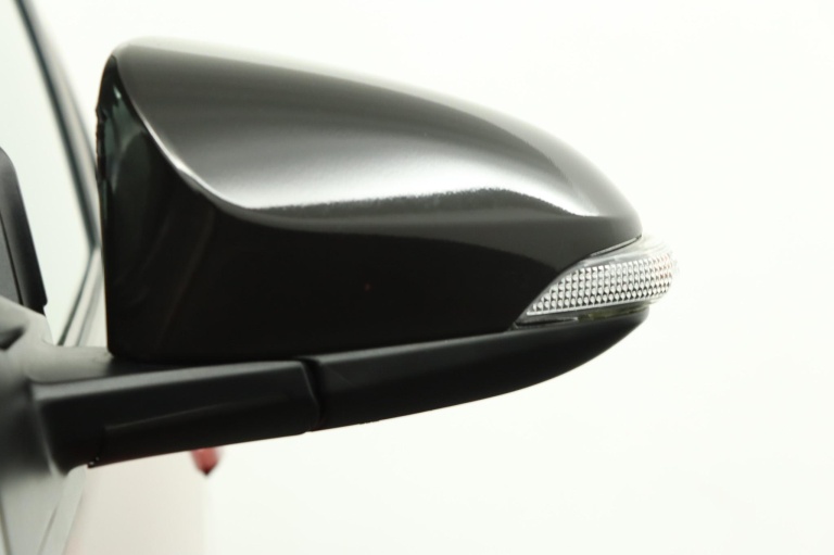 Toyota Yaris - 1.5 VVT-i Dynamic 37