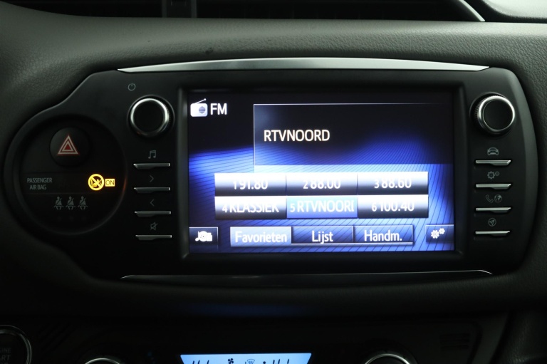 Toyota Yaris - 1.5 VVT-i Dynamic 8