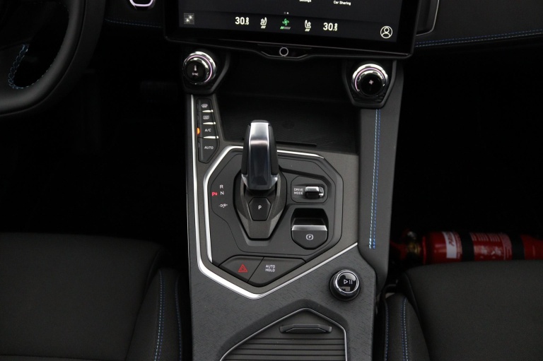 Lynk & Co 01 - 1.5 22