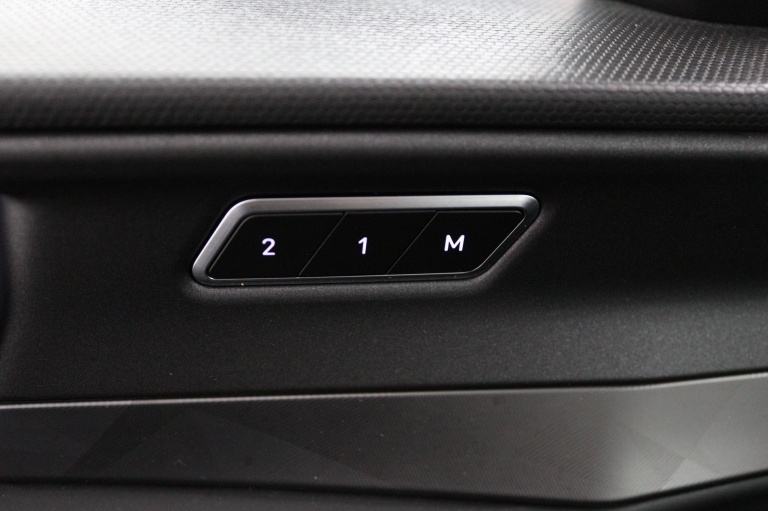 Lynk & Co 01 - 1.5 26