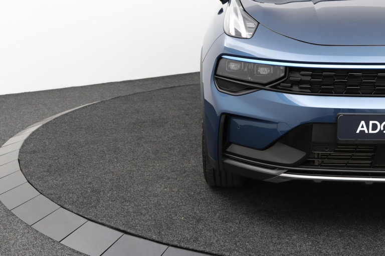 Lynk & Co 01 - 1.5 33