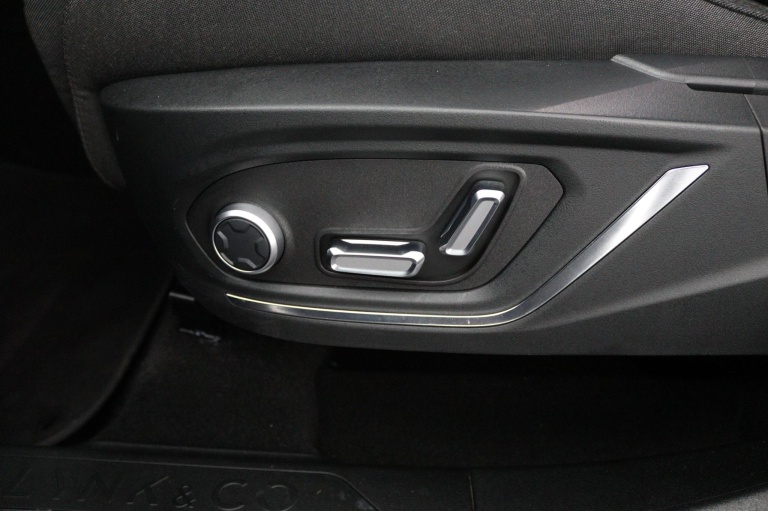 Lynk & Co 01 - 1.5 39