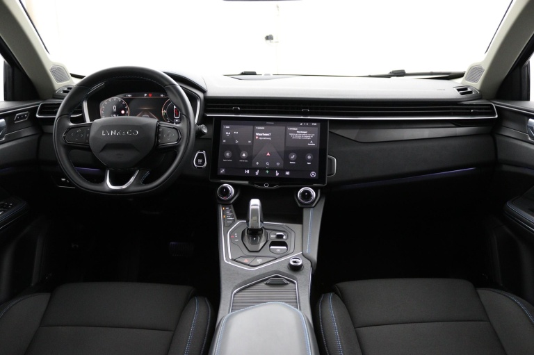 Lynk & Co 01 - 1.5 4