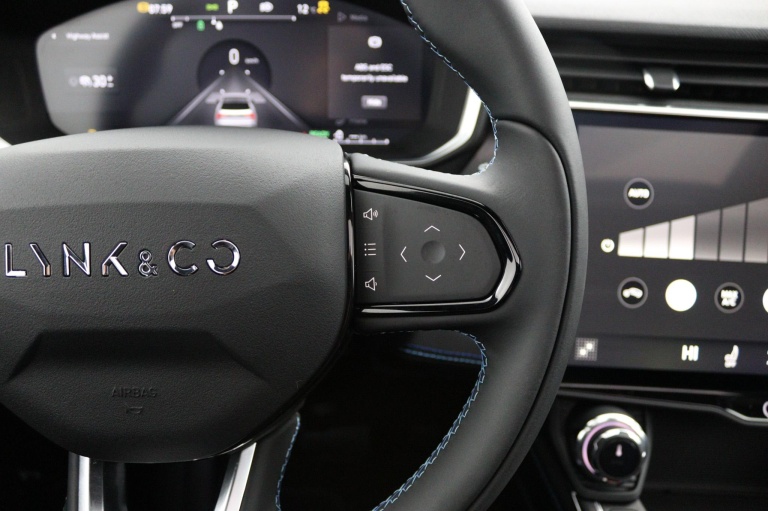 Lynk & Co 01 - 1.5 16